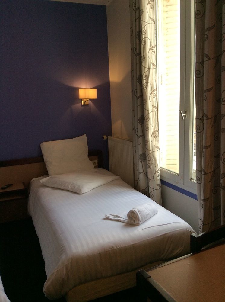 Hotel De La Place Малакоф Екстериор снимка